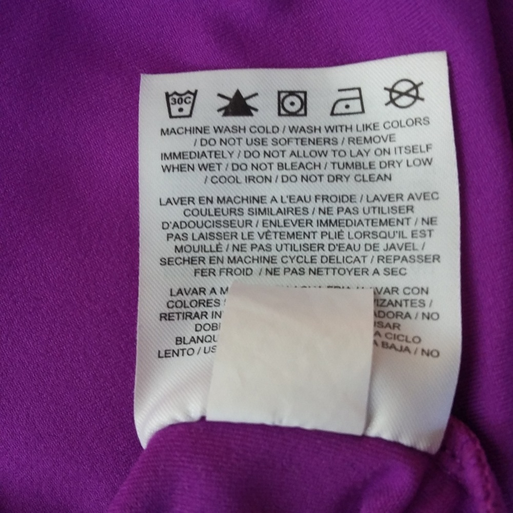 Nike Dri-Fit Fuchsia Pink Athletic Top Small - Picture 7 of 7